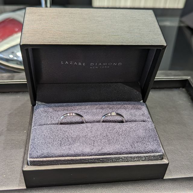 【ラザール ダイヤモンド(LAZARE DIAMOND)の口コミ】 何十年先も着用することを考えたときに、時代に左右されないデザインが良…