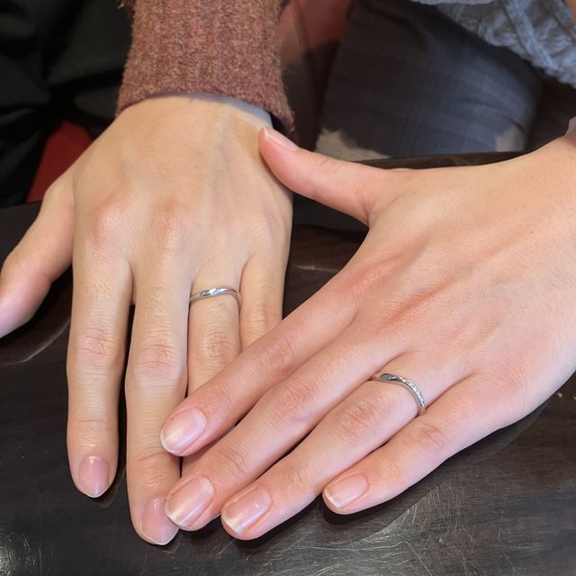 【ケイウノ ブライダル(K.UNO BRIDAL)の口コミ】 小指側が下がっていて、気にしていた手の水かきの部分の段差が活かされる…