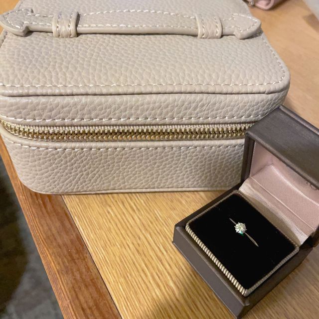 【アイプリモ(I-PRIMO)の口コミ】 旦那が1人で悩んで選んでくれました。
店舗のスタッフさんにおすすめして…