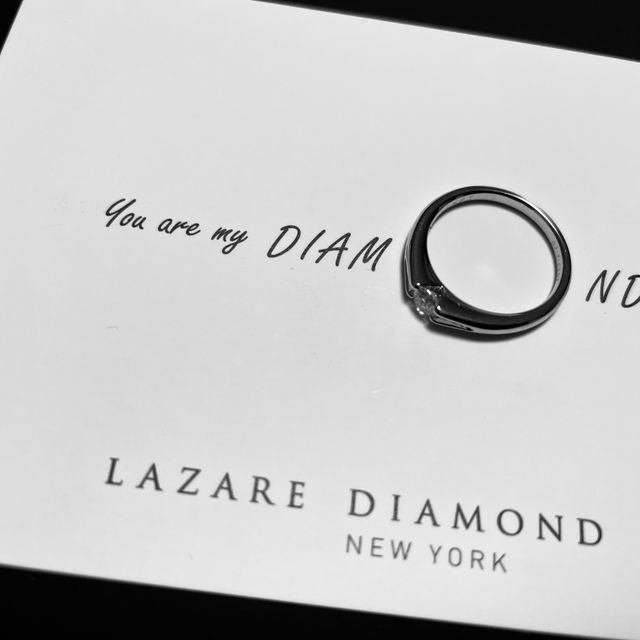 【ラザール ダイヤモンド(LAZARE DIAMOND)の口コミ】 普段の自分の服装などから、シンプルなデザインの指輪を探していたら、と…