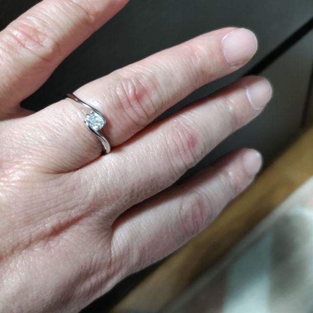 【アイプリモ(I-PRIMO)の口コミ】 イメージを伝えて答えてくれる早さ。
着け心地良い馴染みのある形。
ダイ…