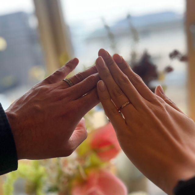 【鎌倉彫金工房の口コミ】 土目のデザインである。
ptとWGで迷ったが、より落ち着いた光沢のあるWGを…