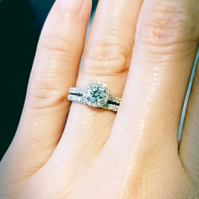 【銀座ダイヤモンドシライシの口コミ】 婚約指輪をこちらで購入していて、今回anniversaryリングとしてルースはそ…