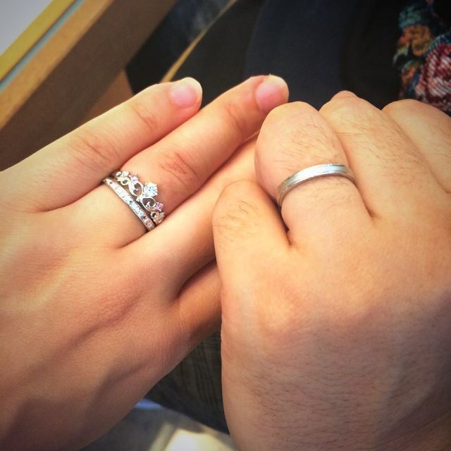 【ジュエリークラフトYAMAJIの口コミ】 主人と2人共満足できるデザインがこちらのものでした。いかにも結婚指輪！…