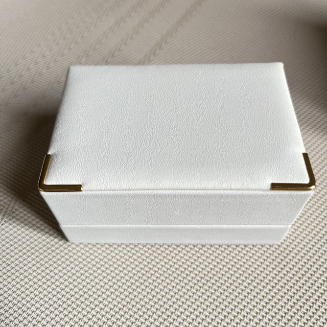 【Mariage ent(マリアージュエント)の口コミ】 ウェーブデザインですが、少し巻きをずらすとV字に。と担当いただいたスタ…