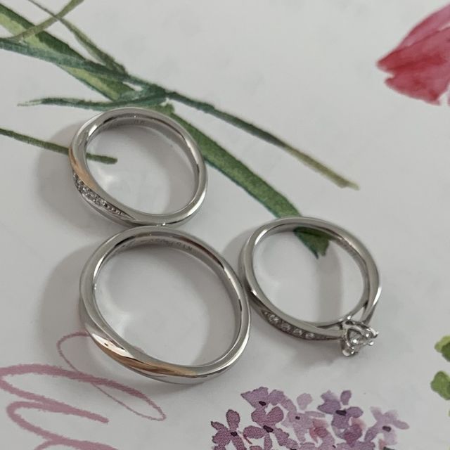 【JEWELRY STUDIO Advance(ジュエリースタジオアドバンス)の口コミ】 ピンクゴールドがメンズもレディースもラインで入っていてかわいいく、個…