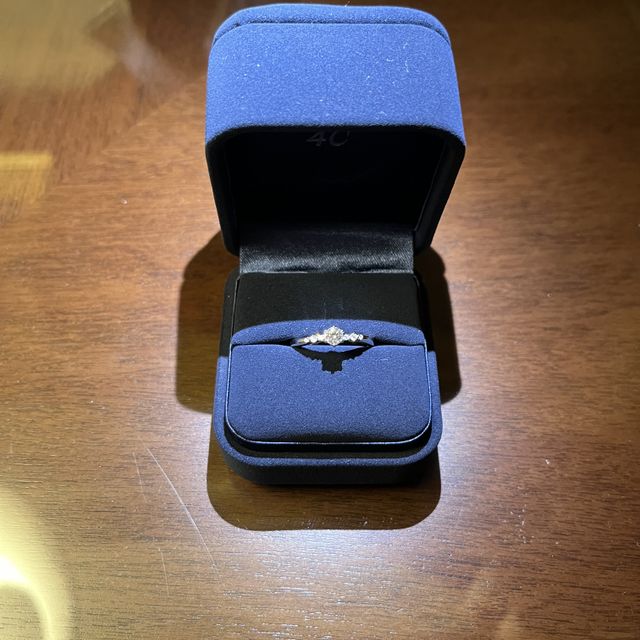 【4℃ BRIDAL(ヨンドシーブライダル)の口コミ】 ステラマリスは、360度ウェーブで、着け心地も良く、どこから見ても同じ角…