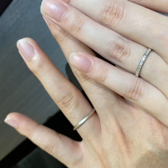 【DIYARTH(ディヤース)の口コミ】 一石一石の輝きが素晴らしいです。ハーフエタニティタイプを購入しました…