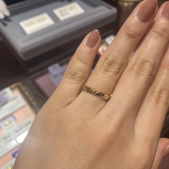 【ケイウノ ブライダル(K.UNO BRIDAL)の口コミ】 くまのプーさんデザインのうち、こちらのほうが好みだったため試着しまし…