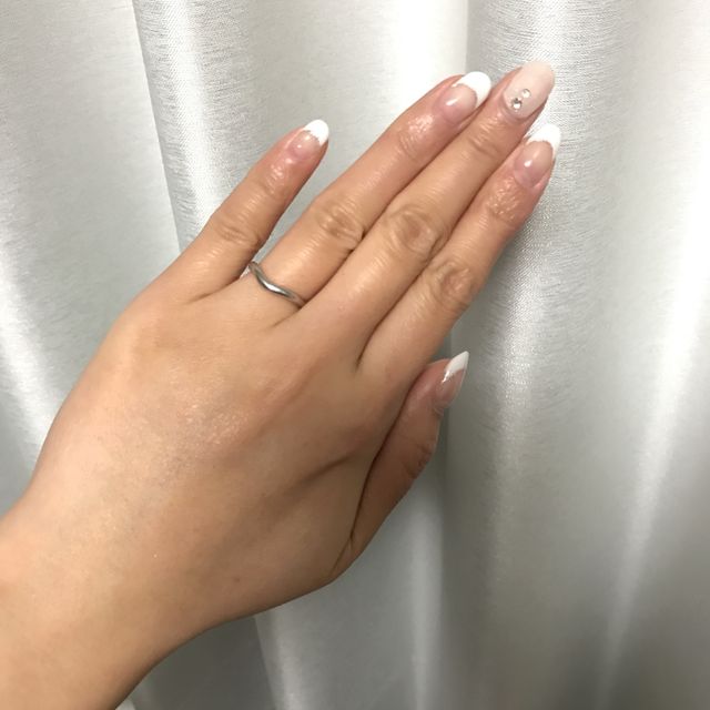 【ティファニー(Tiffany & Co.)の口コミ】 エレサ ペレッティの美しいカーブドハンドリングは、つけると指がスラリと…