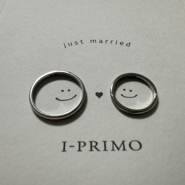 【アイプリモ(I-PRIMO)の口コミ】 手が小さめなので、指が綺麗に見える細身の指輪を探していました。ダイヤ…