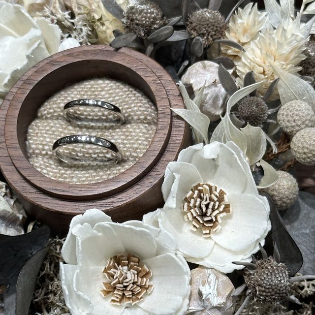 【鎌倉彫金工房の口コミ】 ・どうせお金を出して指輪を買うなら2人で手をかけた思いのこもった指輪に…