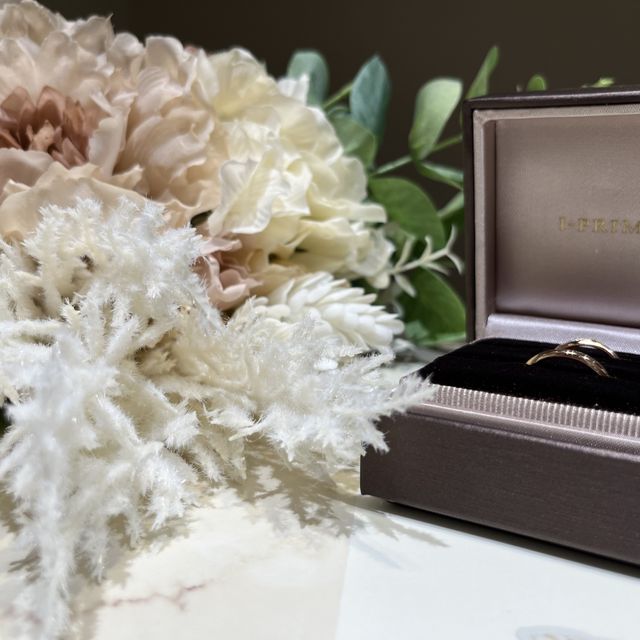 【アイプリモ(I-PRIMO)の口コミ】 2人の指に合うデザインで、日常のファッションに合うものを選びました。た…