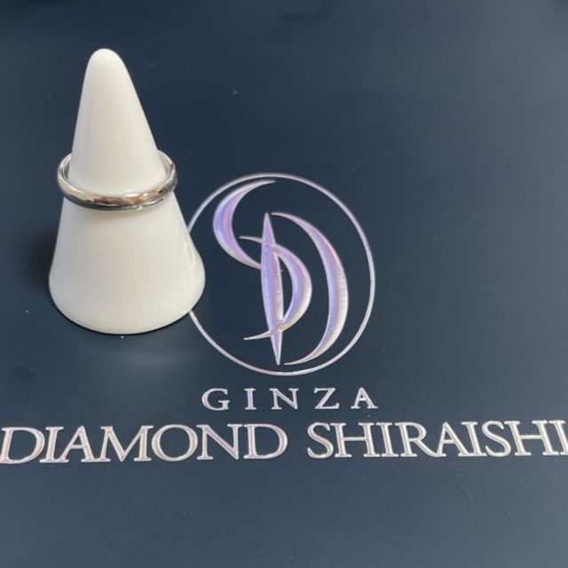 【銀座ダイヤモンドシライシの口コミ】 飽きのこないシンプルなデザインのプラチナ950をオーダーしました。リング…