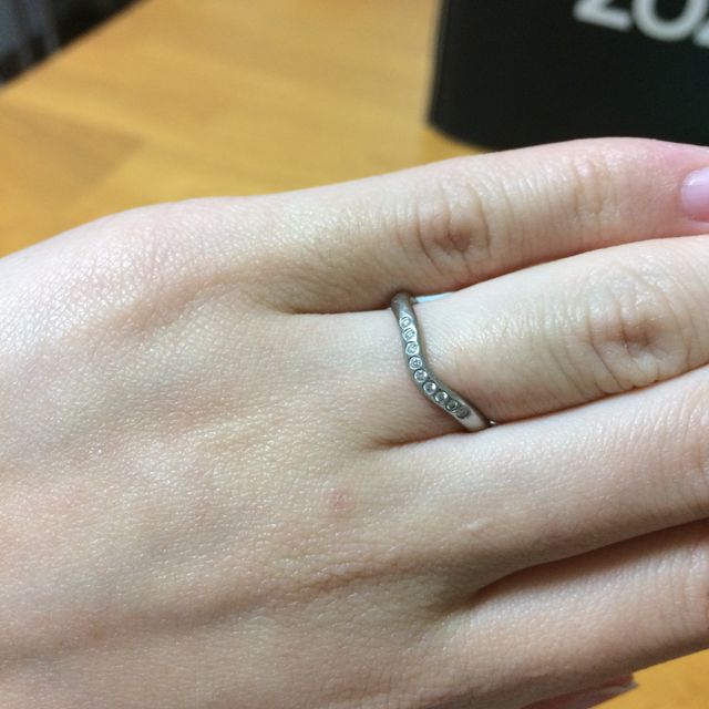 【ティファニー(Tiffany & Co.)の口コミ】 元々婚約指輪を先に購入していて、婚約指輪がティファニーのハーモニーの…