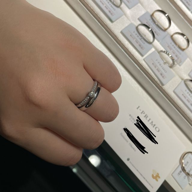 【アイプリモ(I-PRIMO)の口コミ】 指が太く手が大きいので、太めのリング尚且つダイヤなしのシンプルなもの…