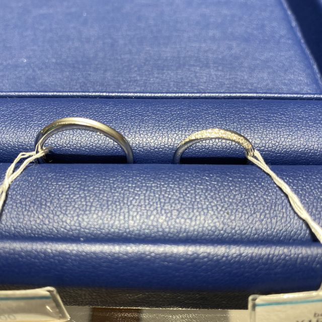 【銀座ダイヤモンドシライシの口コミ】 とてもキラキラしていて
上からも下からも真上から見てもとっても綺麗で
…