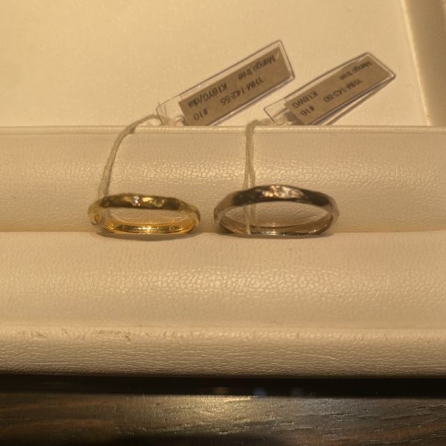 【YUKA HOJO(ユカホウジョウ)の口コミ】 表面加工が好きで、『ふたりで歩む人生が、マンゴーツリーの木かげに座っ…