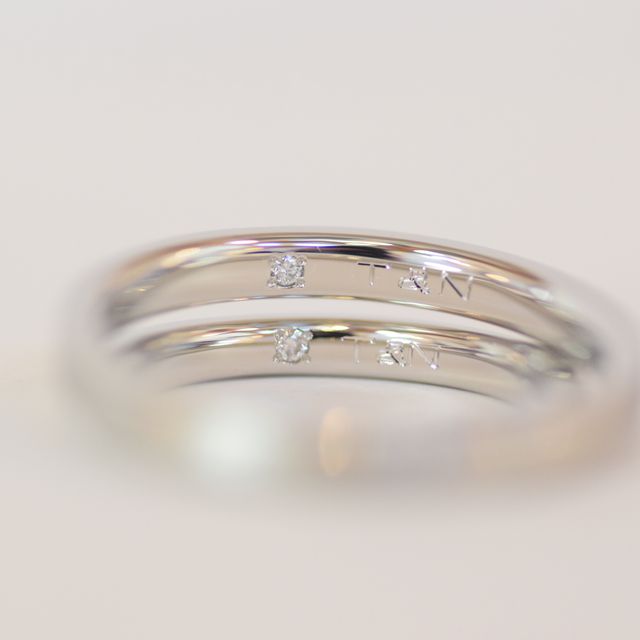 【CRAFY(クラフィ)の口コミ】 指輪のデザインはパッと見はシンプルにして、少しオリジナルを入れた感じ…