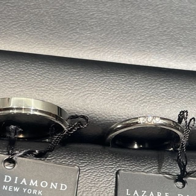 【ラザール ダイヤモンド(LAZARE DIAMOND)の口コミ】 シンプルなデザインで、太めの指輪を探していたので、好みにピッタリでし…