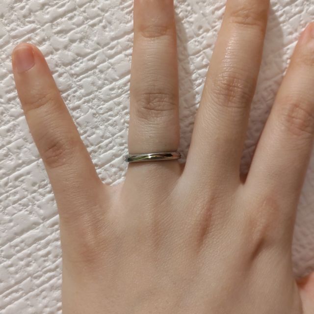 【SORA(ソラ)の口コミ】 一般的な“銀色”じゃない指輪が欲しくてSORAに行きました。
ピ…