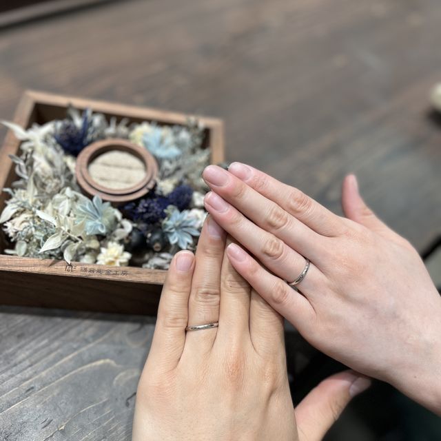 【鎌倉彫金工房の口コミ】 シンプルめなものを選びましたが、一生物なのでしっかり磨き上げました。2…