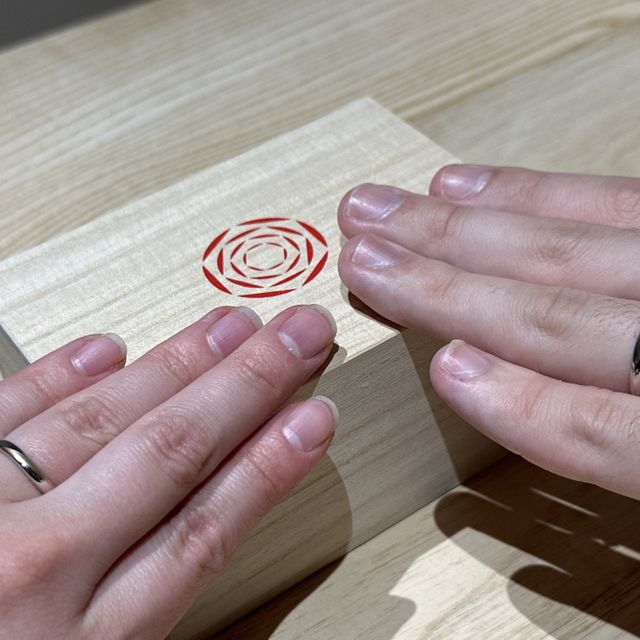 【出雲結(いずもゆい)の口コミ】 デザインがとてもシンプルで、色々と選択できるのが良い
内側に刻印や打ち…