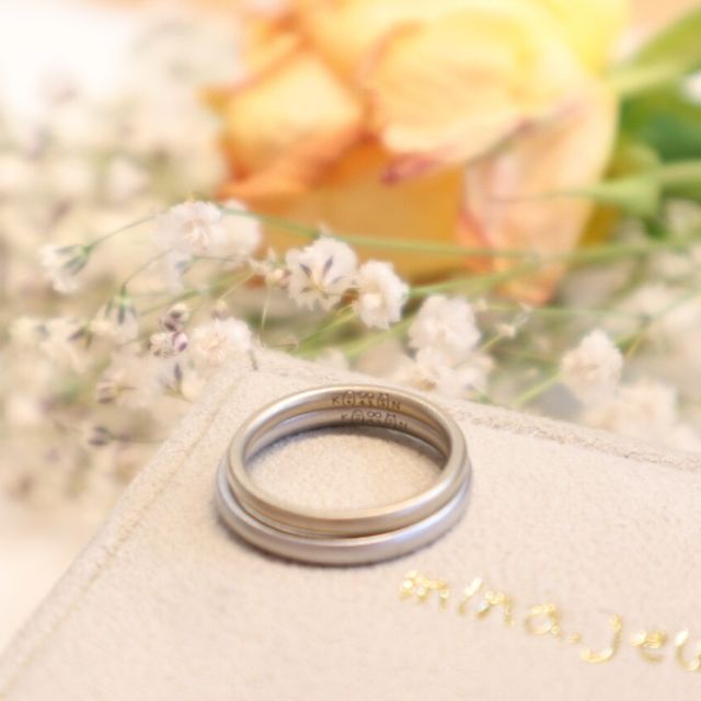 【mina.jewelry(ミナジュエリー)の口コミ】 シンプルな感じが好きだったので、ひねったりせずシンプルなリングにしま…