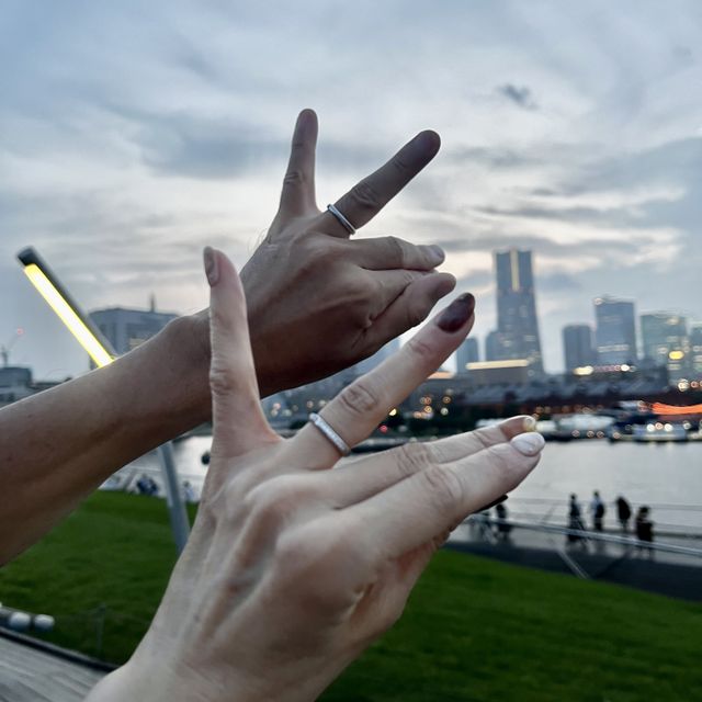 【ラザール ダイヤモンド(LAZARE DIAMOND)の口コミ】 誕生石がダイヤモンドと言うこともありハーフエタニティのデザインを選び…