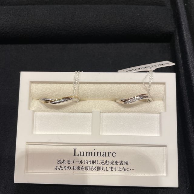 【ケイウノ ブライダル(K.UNO BRIDAL)の口コミ】 プラチナとゴールドの2色づかいの指輪が欲しくいろんな店舗を見ていました…