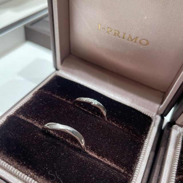 【アイプリモ(I-PRIMO)の口コミ】 プラウ(婚約指輪)はダイヤモンドの設置面が低く設置されていますがダイヤ…