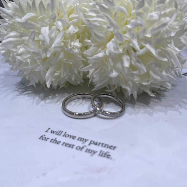 【ラザール ダイヤモンド(LAZARE DIAMOND)の口コミ】 ダイヤモンドがとても綺麗で気に入りました！エタニティリングで探してい…