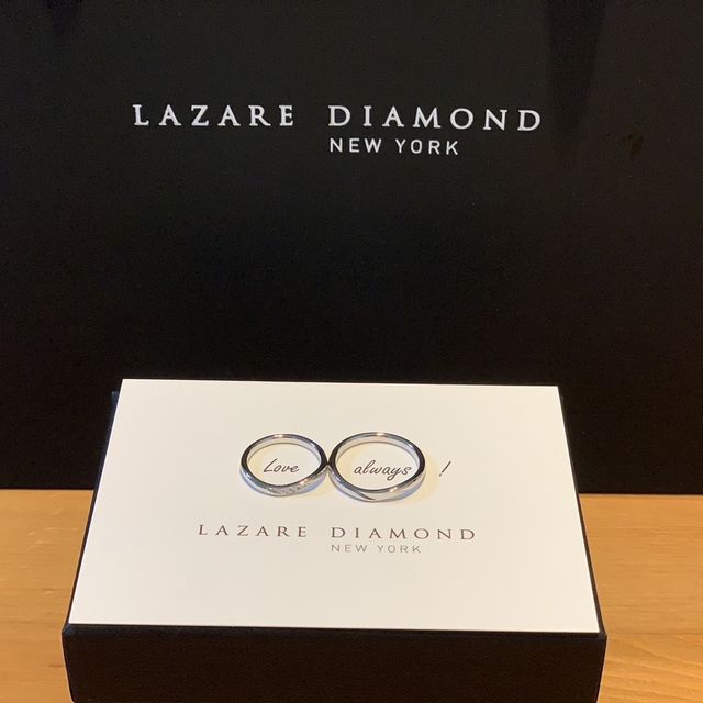 【ラザール ダイヤモンド(LAZARE DIAMOND)の口コミ】 他のお店も何店舗か伺いましたが、素人目にもダイヤモンドが一番輝いてい…