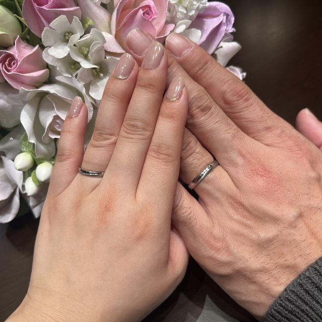 【TANZO.(鍛造指輪)の口コミ】 "永久にあひみむ"
1周繋がったラインが永遠にとぎれない愛を表…