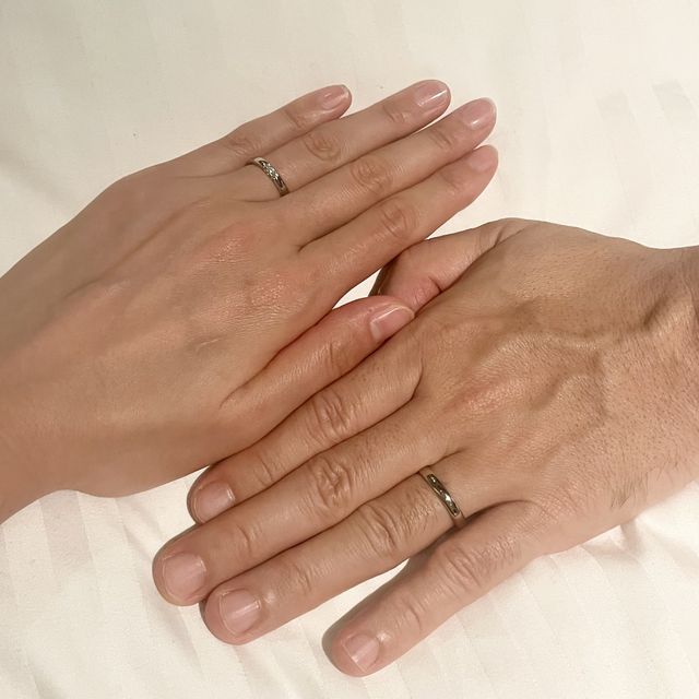 【ラザール ダイヤモンド(LAZARE DIAMOND)の口コミ】 付け心地が良く、手を握ったり開いたりしても違和感なく馴染みます。やは…