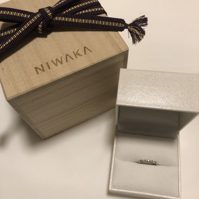 【俄(にわか)の口コミ】 ゴージャス過ぎず、あまり人と被らないデザインがとても気に入っています…