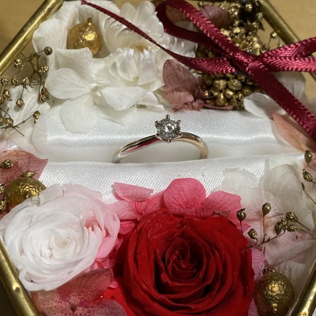 【ケイウノ ブライダル(K.UNO BRIDAL)の口コミ】 海外製のブランドではダイヤモンド加工に限界がありました。ディズニー好…