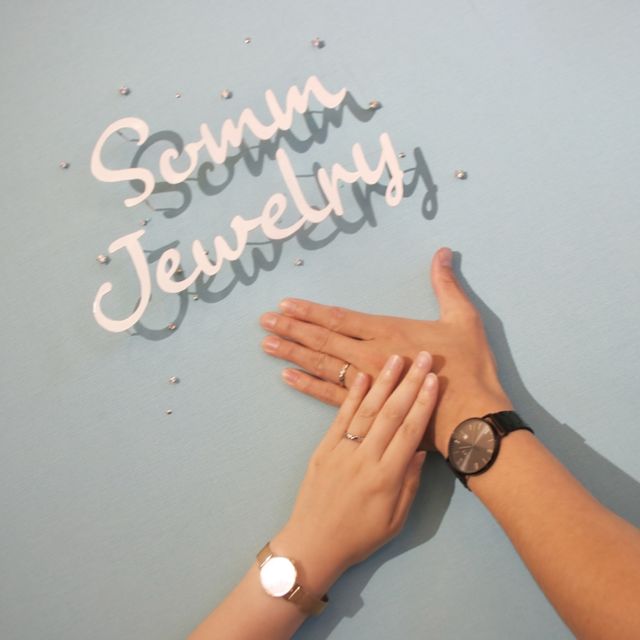 【SommJewelry(ソムジュエリー)の口コミ】 ギメルリングといって2素材が重なり合った知恵の輪のようなリング。双子リ…