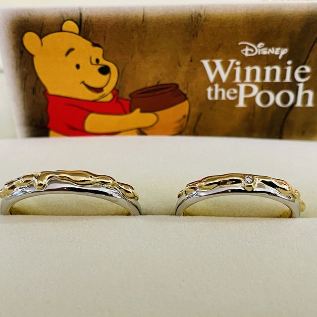 【ケイウノ ブライダル(K.UNO BRIDAL)の口コミ】 ハチミツが溢れているデザインで、主張し過ぎず、お洒落で可愛い指輪です…