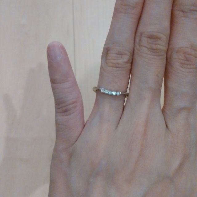 【アイプリモ(I-PRIMO)の口コミ】 シンプルで、でも可愛らしい感じのデザインに惹かれて購入を決めました。
…