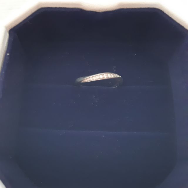 【4℃ BRIDAL(ヨンドシーブライダル)の口コミ】 こちらのお店の方が、普段使いしていても折れたり、目立った傷はつきにく…