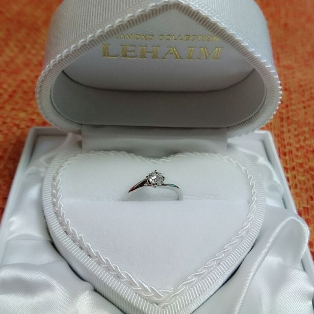 【LEHAIM(レハイム)の口コミ】 普段から指輪などのアクセサリーをつける習慣もないため、太めのデザイン…