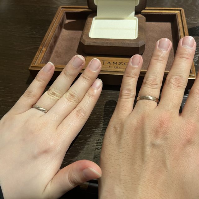 【TANZO.(鍛造指輪)の口コミ】 HARD鍛造　平甲丸ストレート「思ひしこころ」
男性→幅3.5 コーラルゴ…