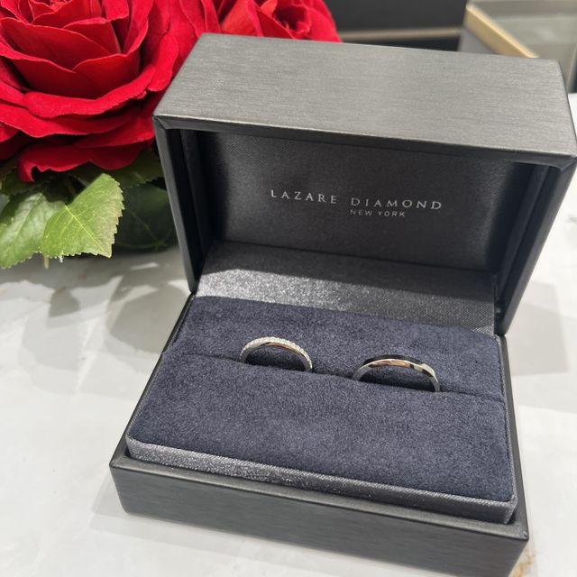 【ラザール ダイヤモンド(LAZARE DIAMOND)の口コミ】 ずっと付けていても飽きのこないようなシンプルなデザインであり、かつキ…