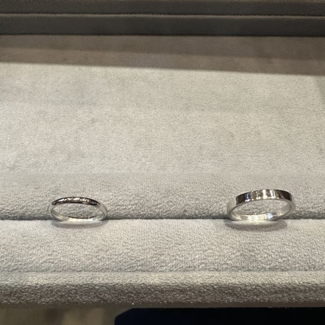 【ケイウノ ブライダル(K.UNO BRIDAL)の口コミ】 プラチナの素材を選び、彼に合った指輪のデザイン、私に合った指輪のデザ…
