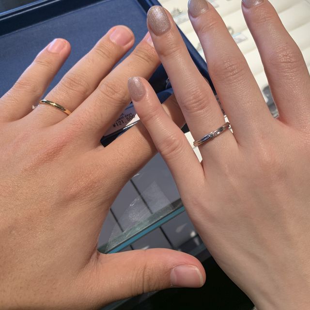 【銀座ダイヤモンドシライシの口コミ】 着け心地が良くてとってもお気に入りです。
価格帯も高くすぎなくて、シン…