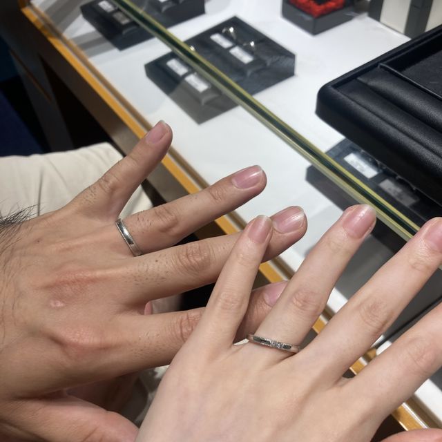 【エクセルコダイヤモンド(EXELCO DIAMOND)の口コミ】 ミル打ちで探していたのですが、結構ブランドによって粒の形や間隔で印象…