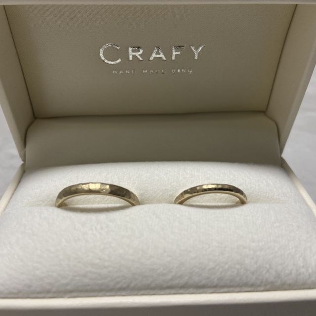 【CRAFY(クラフィ)の口コミ】 全て手作りであり、他には無い世界で一つの指輪が作れる所が魅力。作り方…