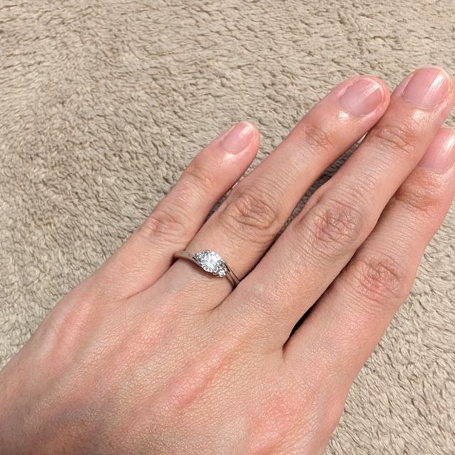 【宝寿堂(ほうじゅどう)の口コミ】 凹凸の少ないデザインで、カジュアルにも着用できるものを選びました。
メ…