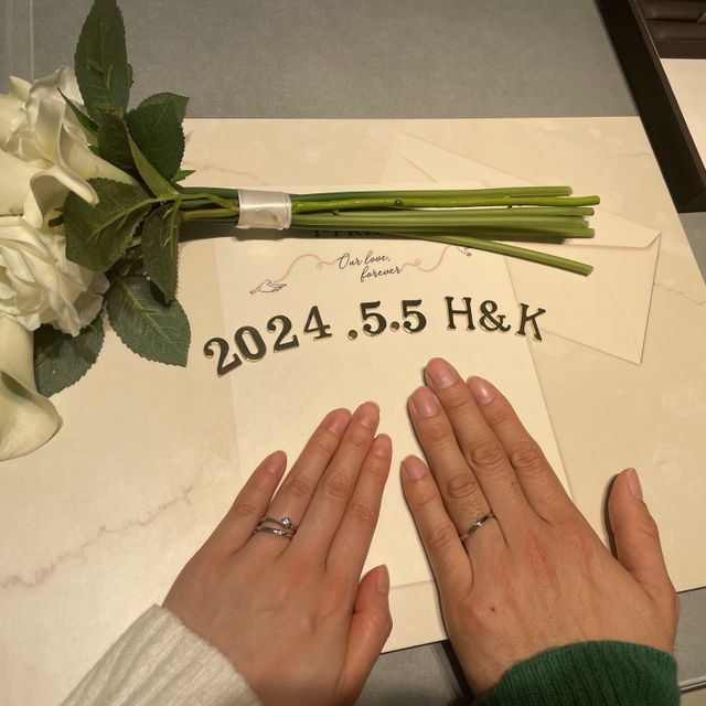 【アイプリモ(I-PRIMO)の口コミ】 耐久のあるプラチナ素材で、着け心地がよく飽きのこないシンプルなデザイ…